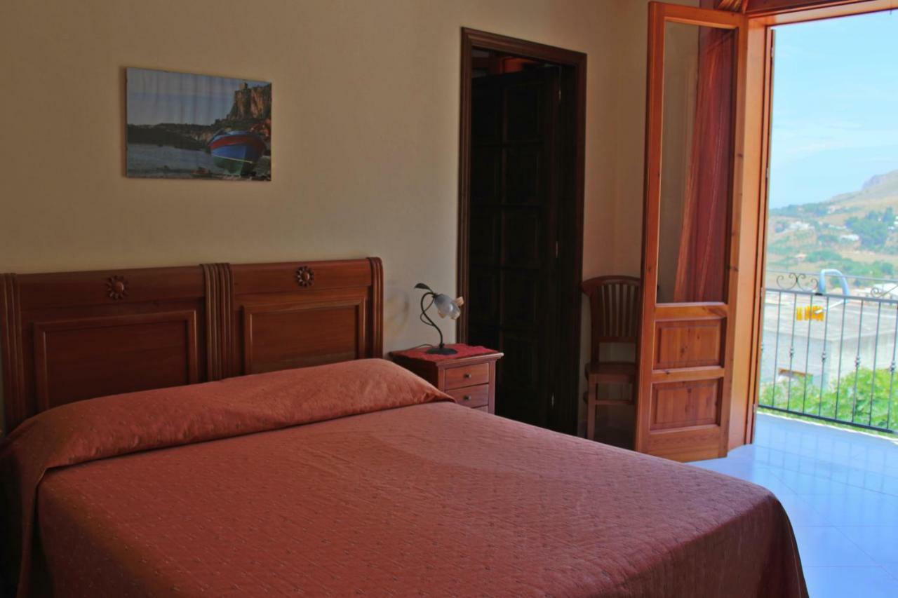 Raggio Di Sole Bed & Breakfast Macari Exterior photo