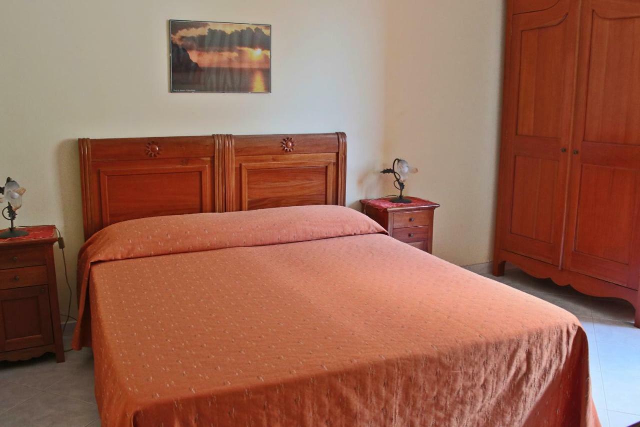 Raggio Di Sole Bed & Breakfast Macari Exterior photo